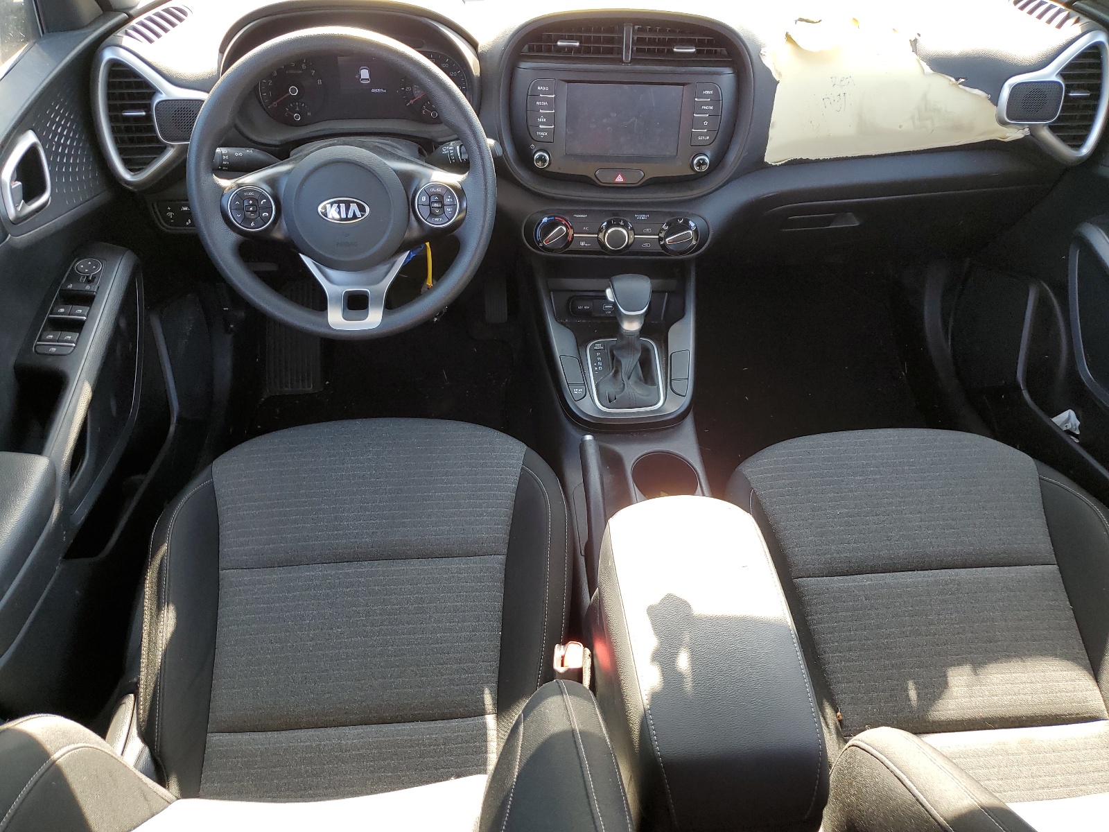 KNDJ23AU7L7017763 2020 Kia Soul Lx