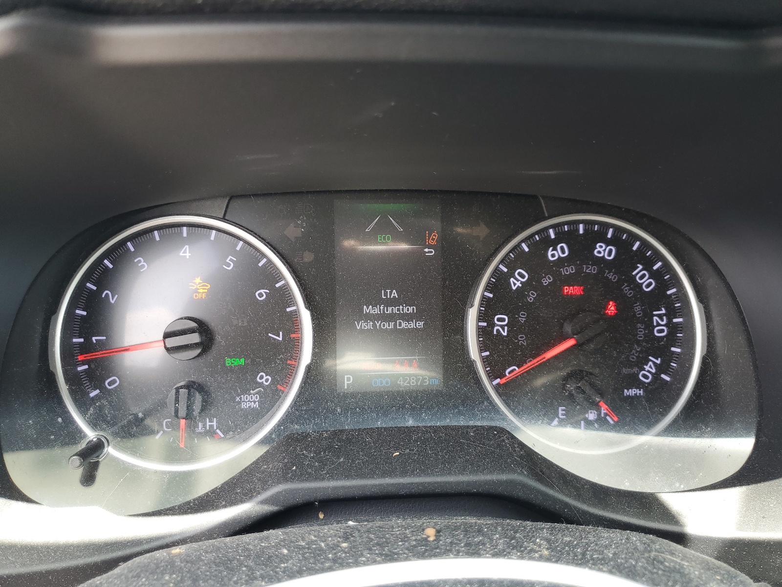 2T3W1RFV0LC069738 2020 Toyota Rav4 Xle