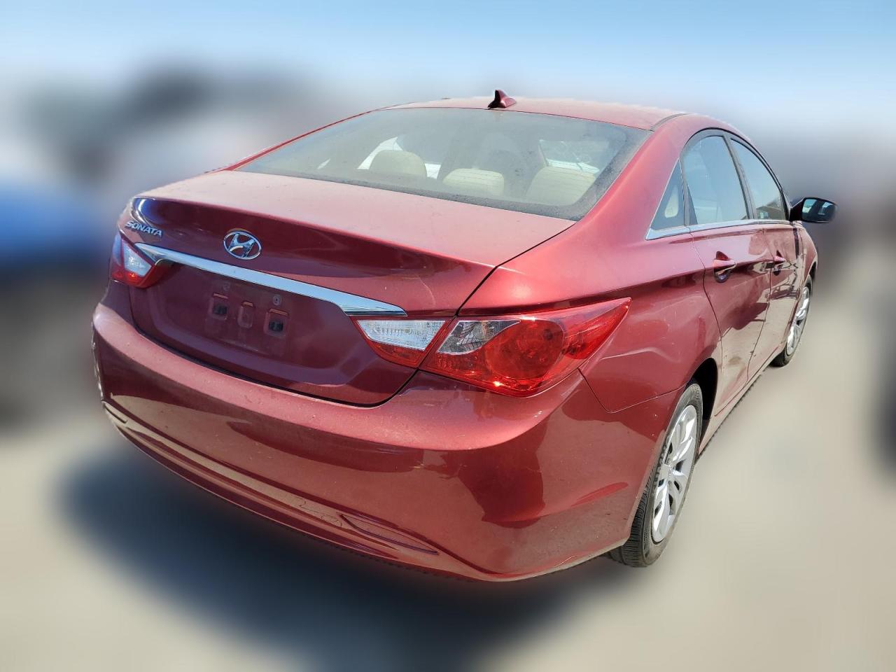 2012 Hyundai Sonata - Image 3