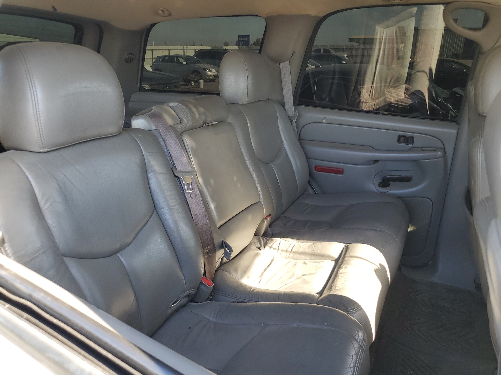 1GNEK13T34R159843 2004 Chevrolet Tahoe K1500