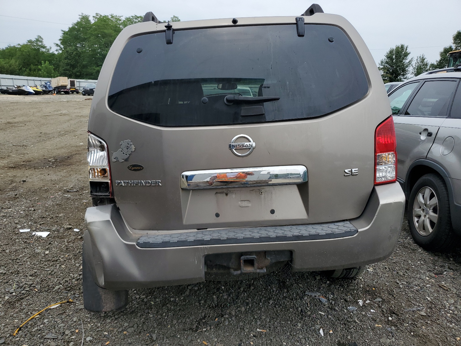 5N1AR18W55C785481 2005 Nissan Pathfinder Le