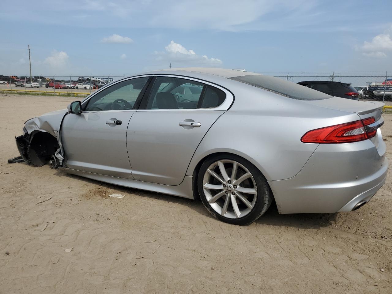 SAJWA0HB7CLS47288 2012 Jaguar Xf Portfolio