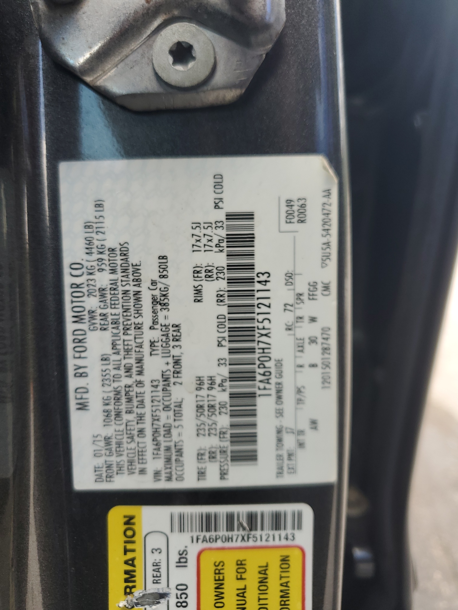 1FA6P0H7XF5121143 2015 Ford Fusion Se