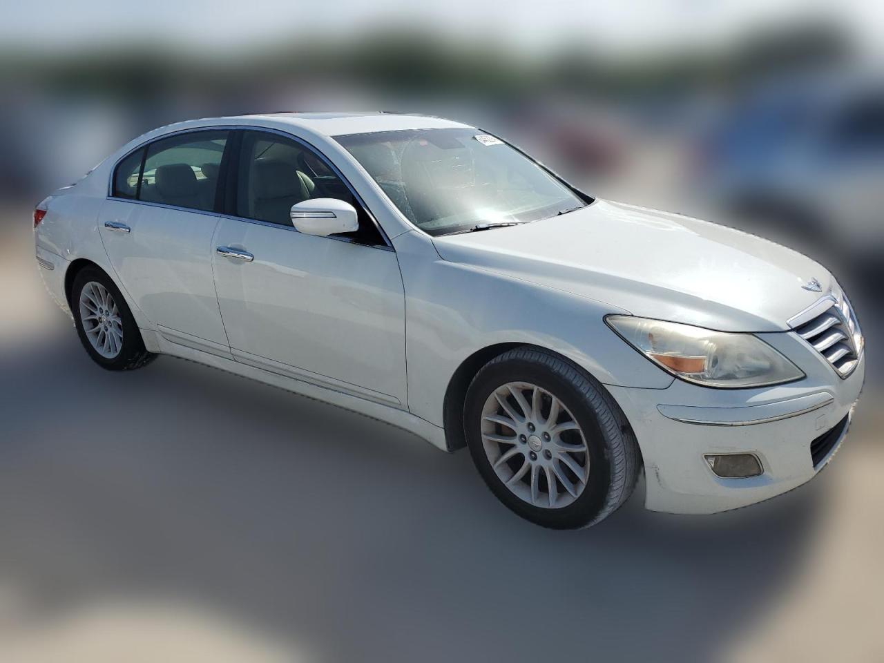 2010 Hyundai Genesis 3.8L VIN: KMHGC4DE2AU088039 Lot: 64452294