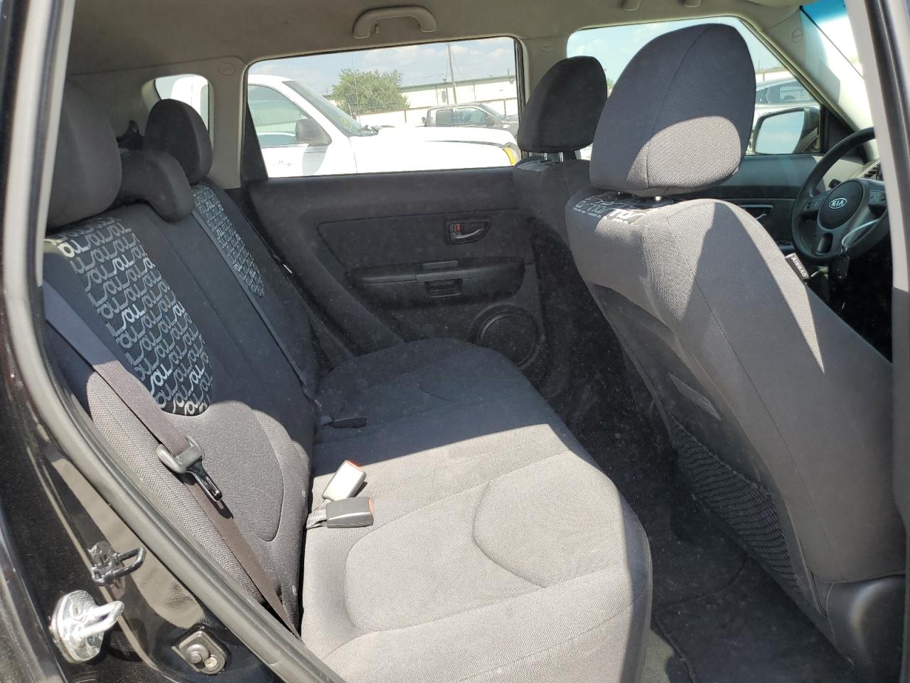 2011 Kia Soul + VIN: KNDJT2A2XB7234812 Lot: 63181704