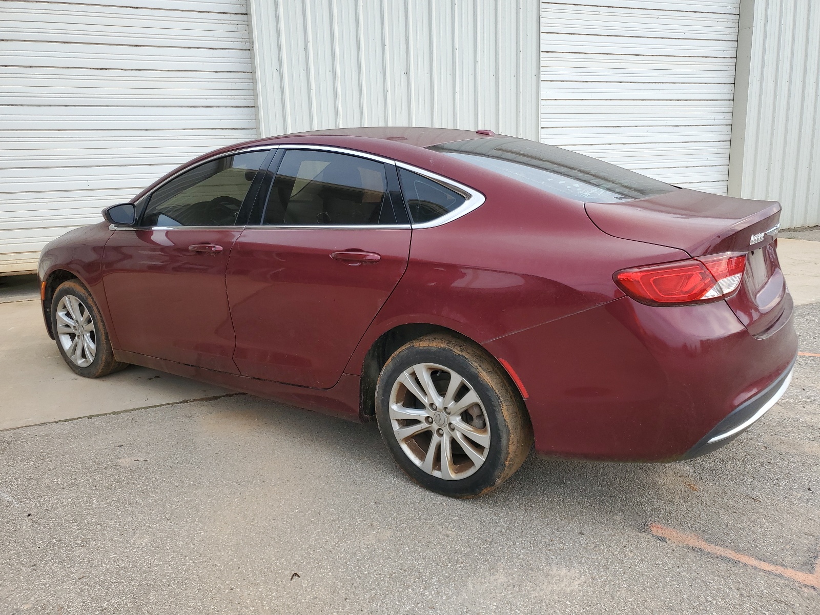 2015 Chrysler 200 Limited vin: 1C3CCCAB1FN532024