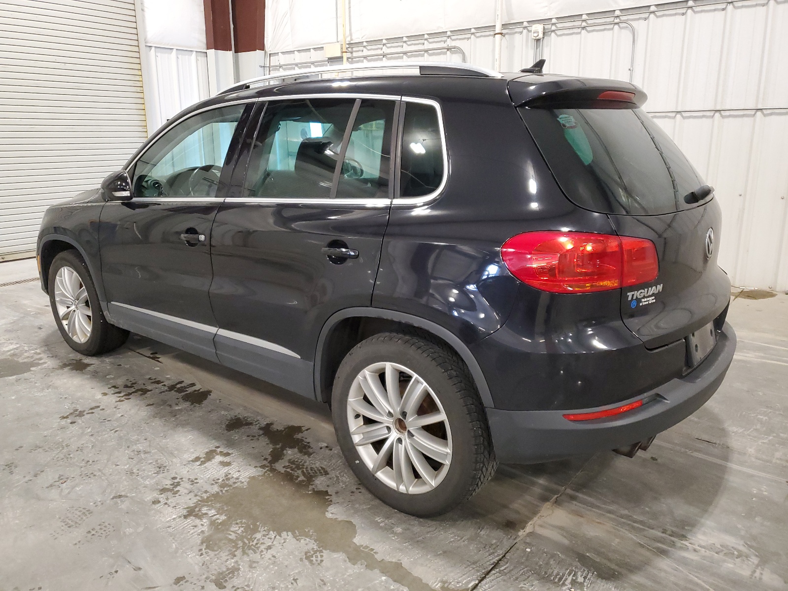 2012 Volkswagen Tiguan S vin: WVGBV7AX4CW504207