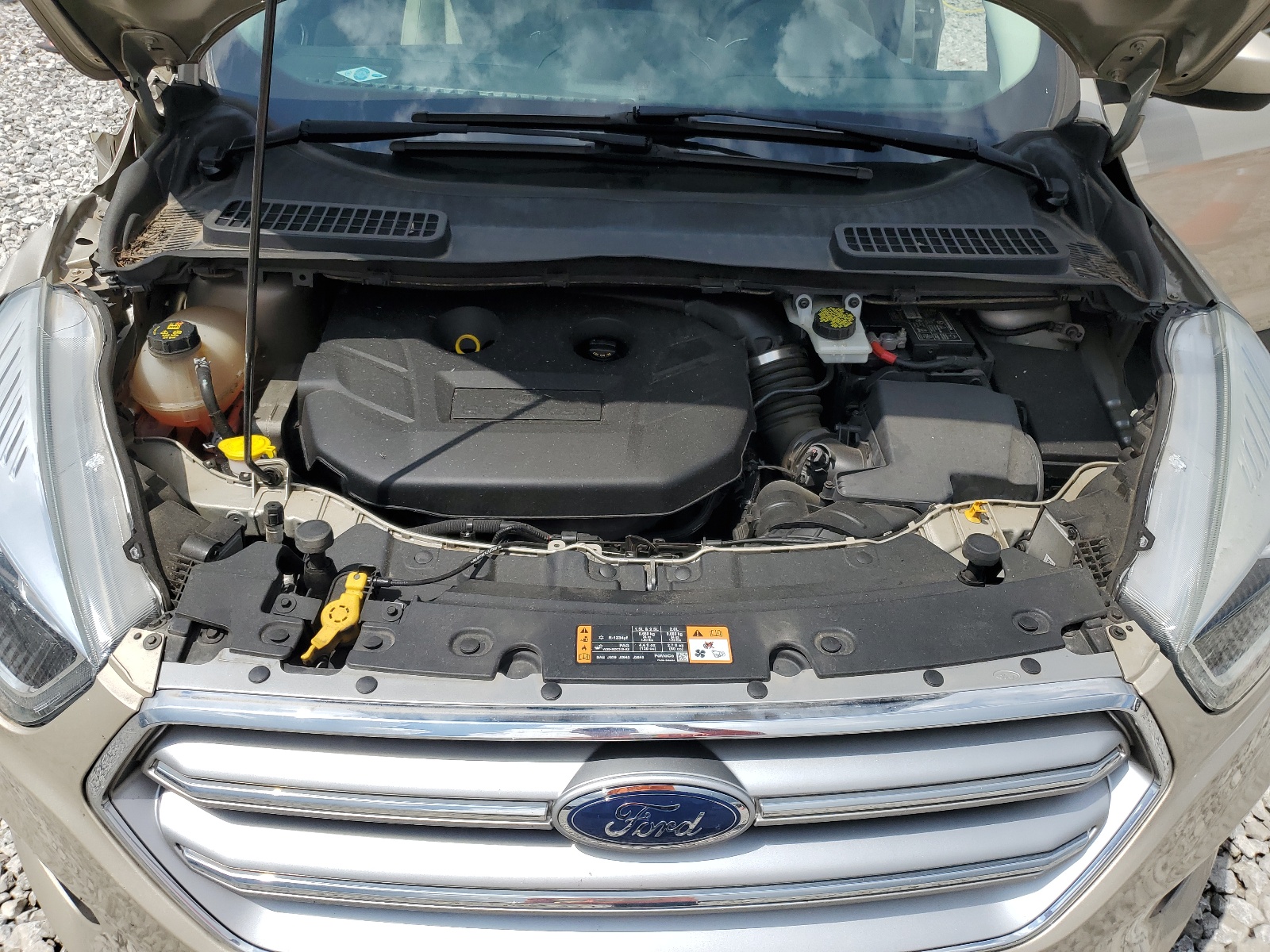 1FMCU9G92HUC63293 2017 Ford Escape Se