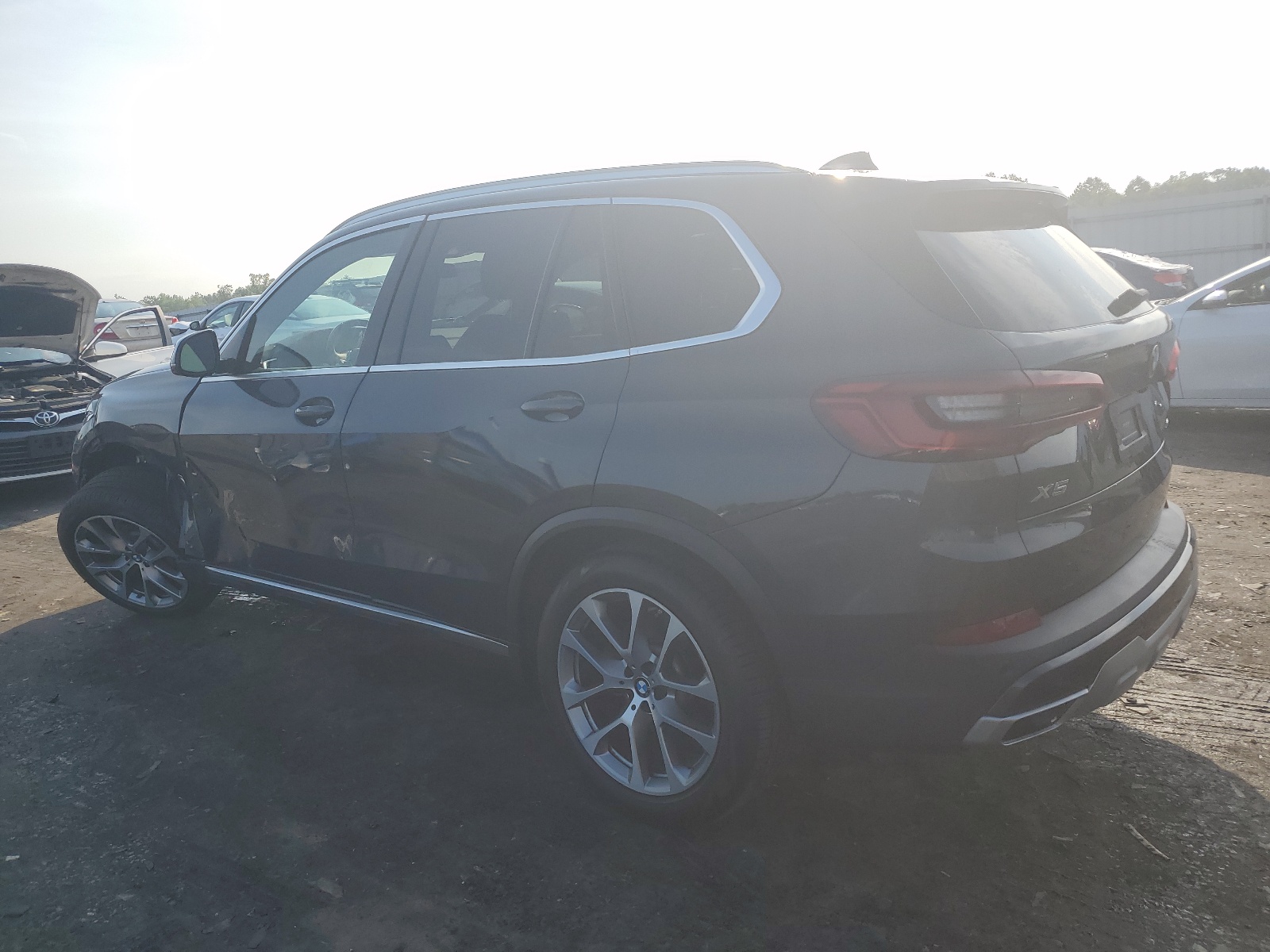 5UXCR6C5XKLL21878 2019 BMW X5 xDrive40I