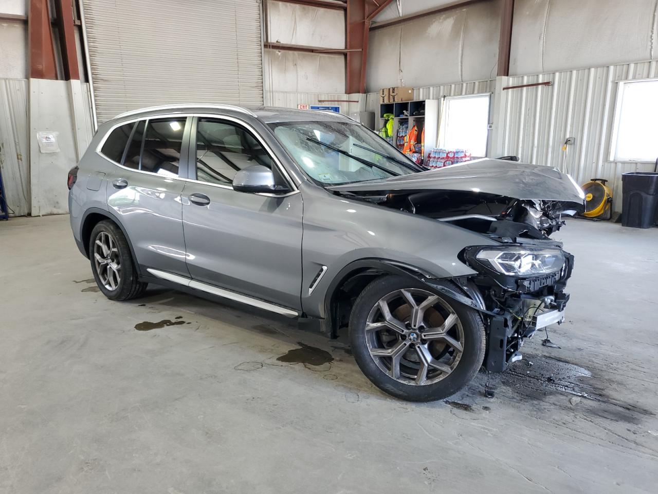 VIN 5UX53DP08R9W13307 2024 BMW X3 no.4