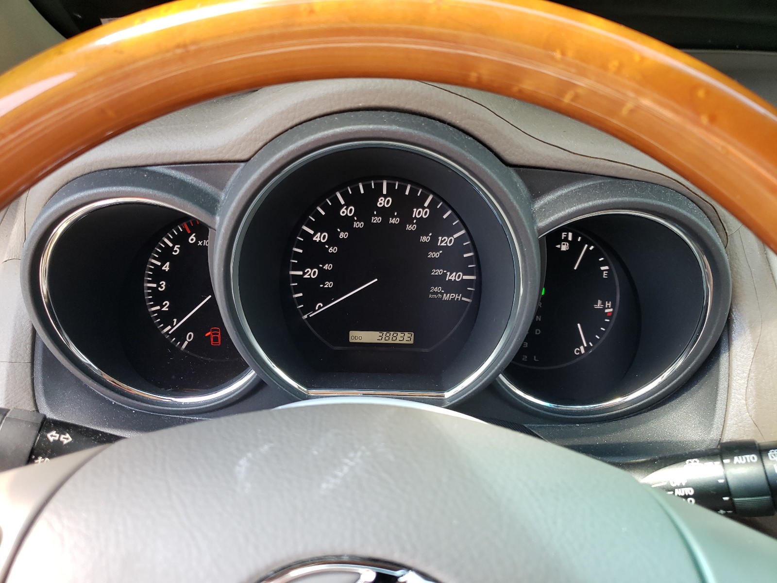 2T2HA31U75C046680 2005 Lexus Rx 330