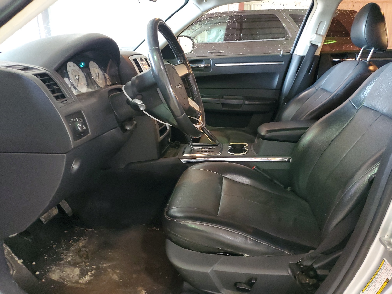 2C3CA5CV4AH250017 2010 Chrysler 300 Touring