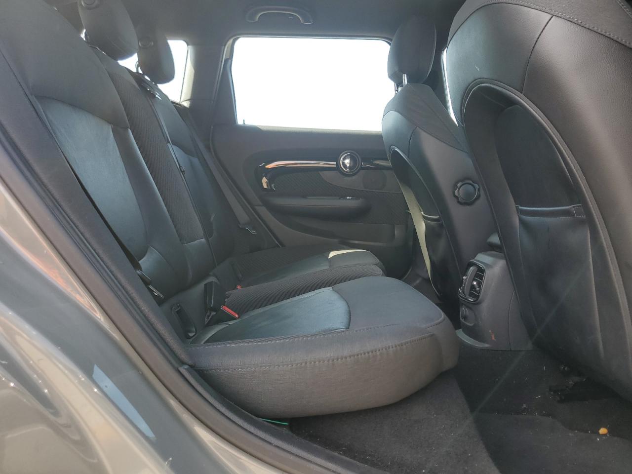 2016 Mini Cooper S Clubman VIN: WMWLN9C51G2B32144 Lot: 60769254