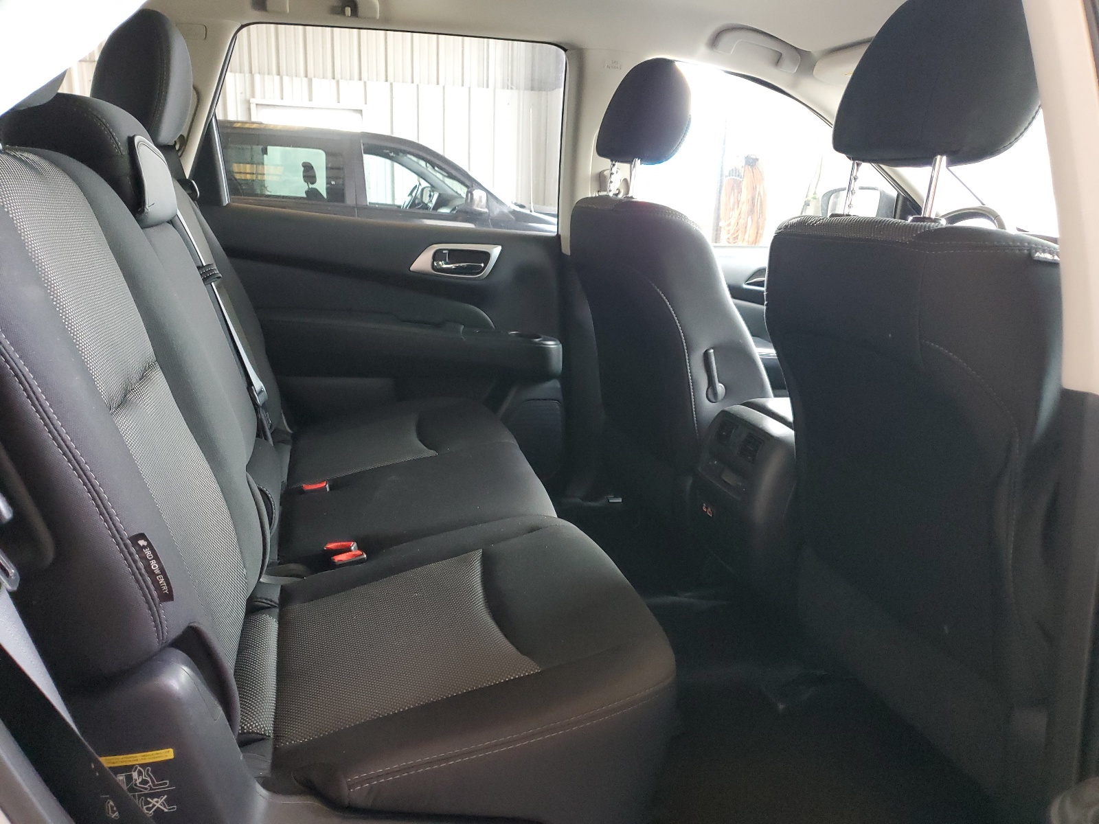 5N1DR2MN9KC591189 2019 Nissan Pathfinder S