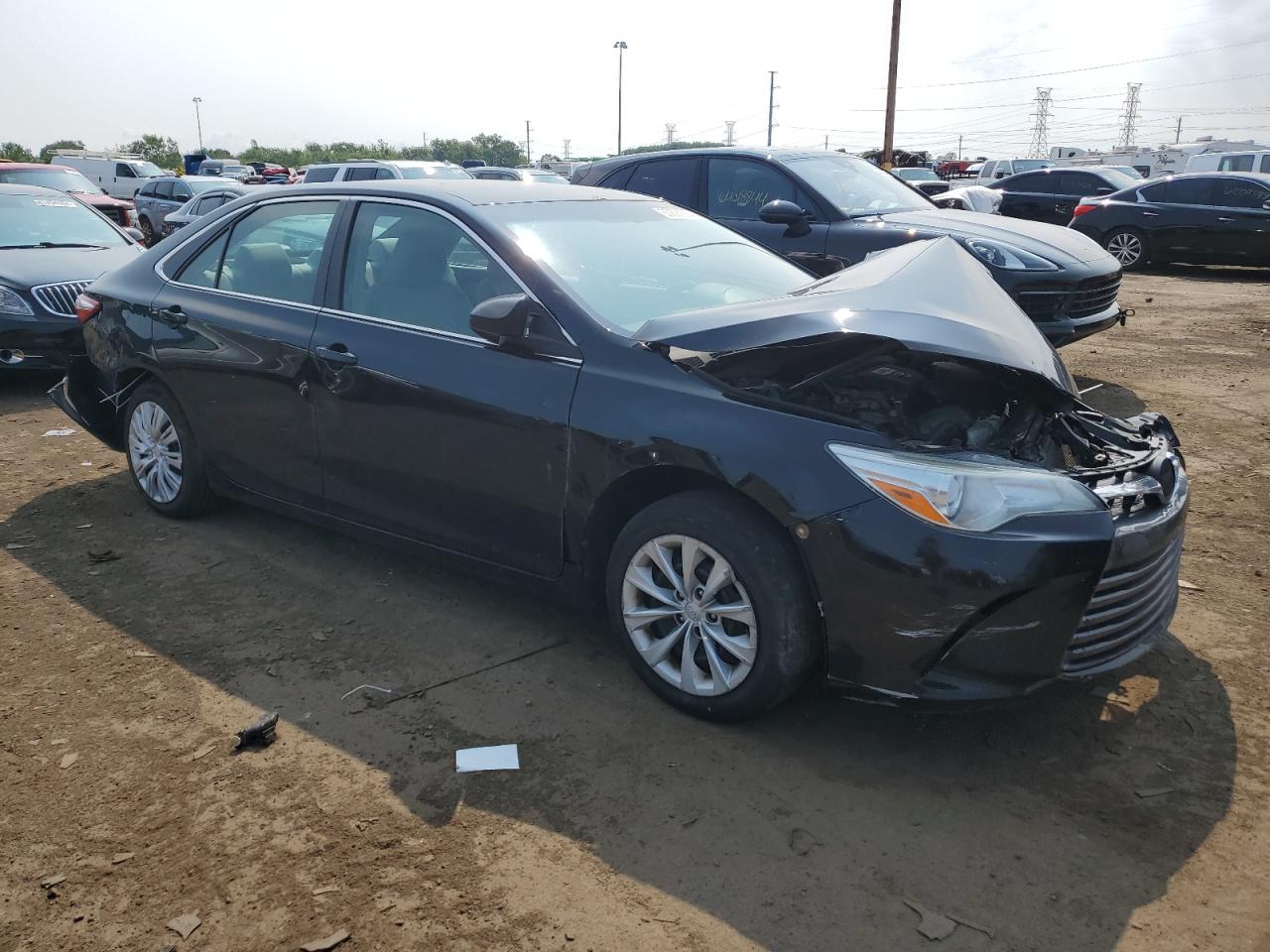 VIN 4T4BF1FK3GR569600 2016 TOYOTA CAMRY no.4