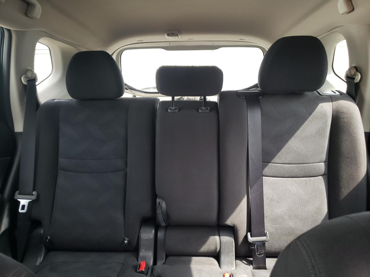 2015 Nissan Rogue S VIN: KNMAT2MT3FP536677 Lot: 62813834