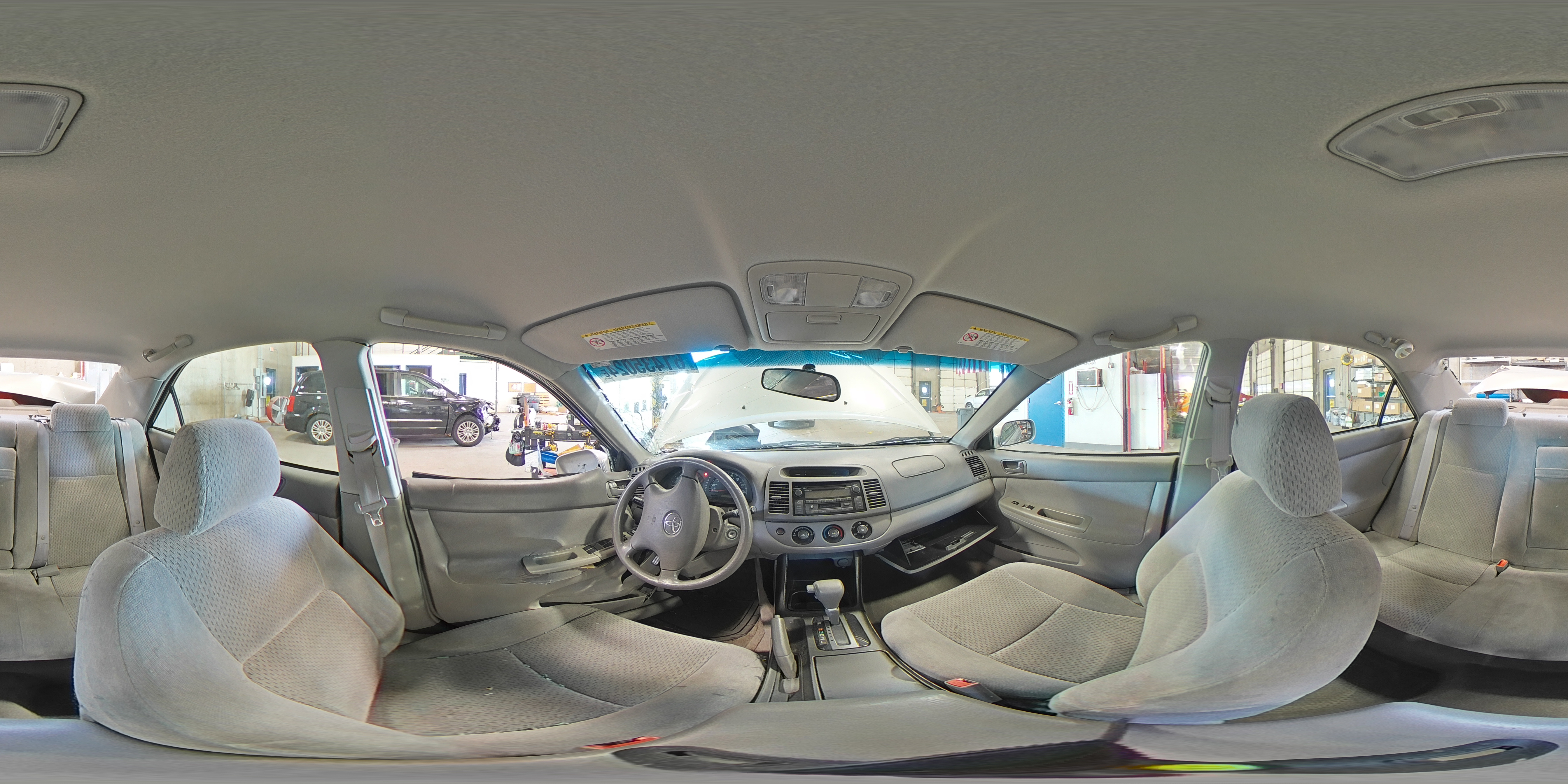 2003 Toyota Camry Le VIN: 4T1BE32K83U172411 Lot: 61435024