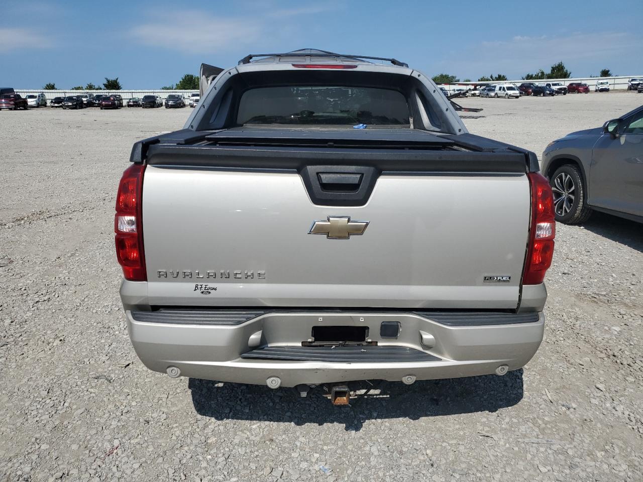 2008 Chevrolet Avalanche K1500 VIN: 3GNFK12338G228669 Lot: 63548054