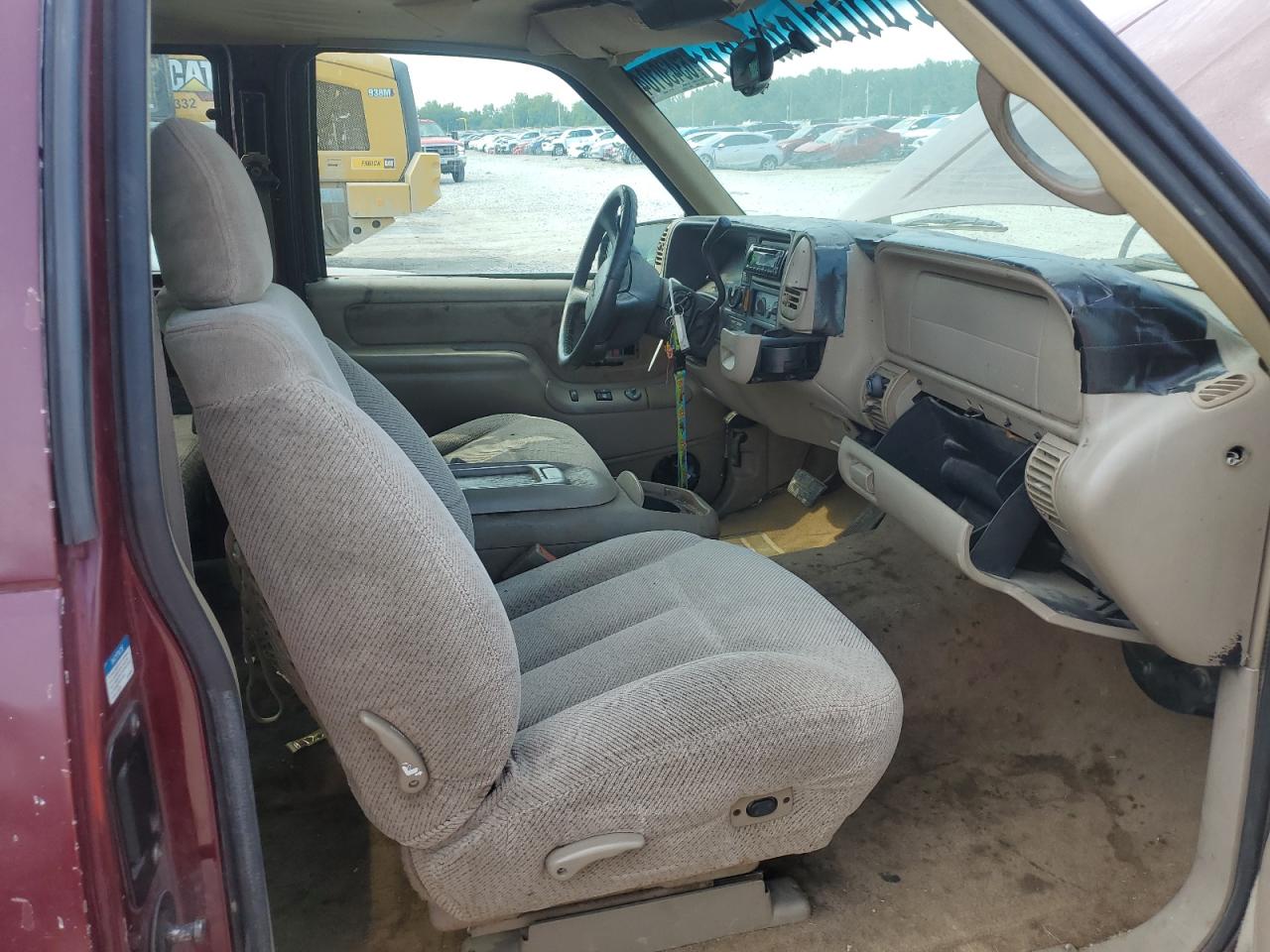 1999 Chevrolet Gmt-400 K1500 VIN: 1GCEK19R6XR144052 Lot: 63430104