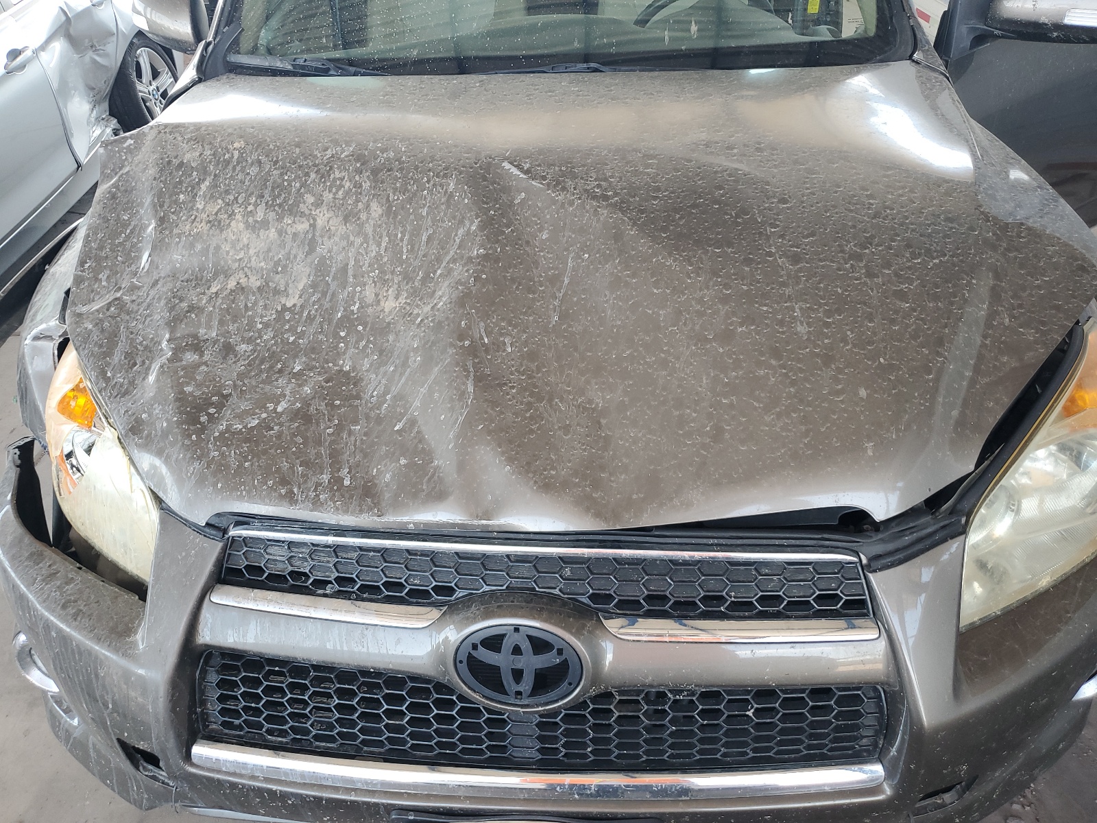 JTMDF4DV3A5022639 2010 Toyota Rav4 Limited