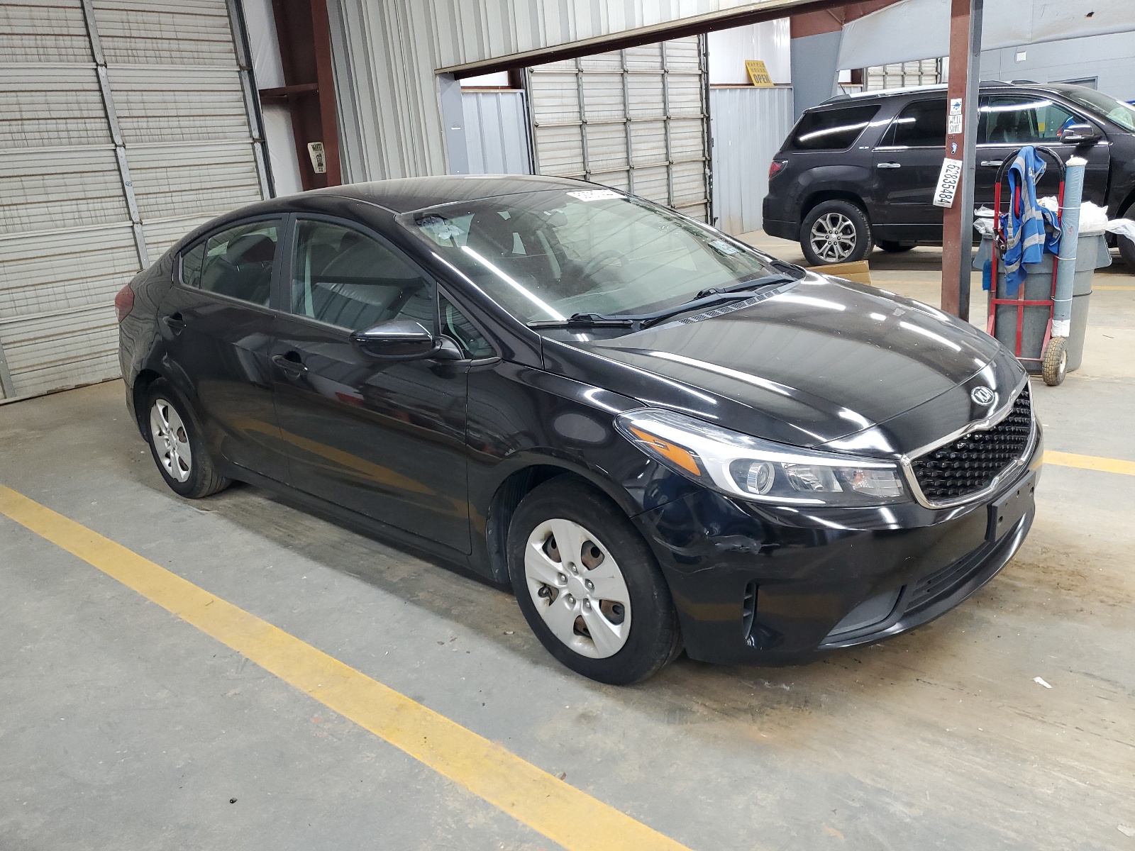 2018 Kia Forte Lx vin: 3KPFK4A79JE178795