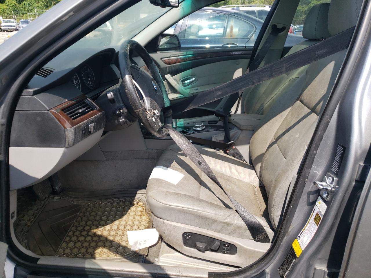 2008 BMW 535 Xi VIN: WBANV93508CW55835 Lot: 61788404