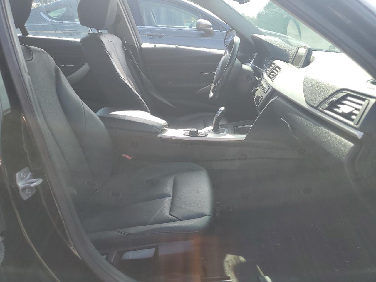 2015 BMW 320 I VIN: WBA3B1C51F5A05921 Lot: 64790724