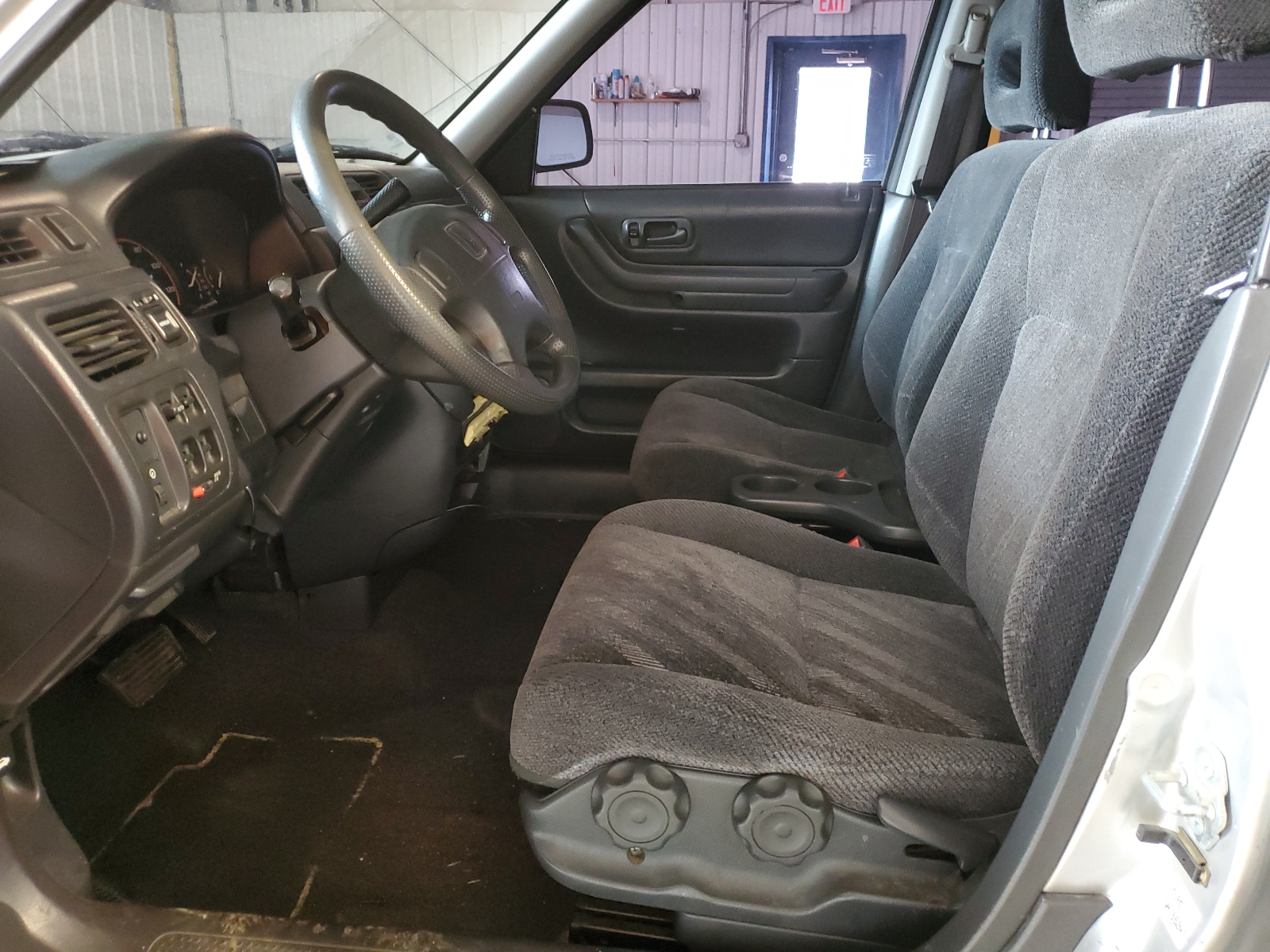 JHLRD1846XC081798 1999 Honda Cr-V Lx