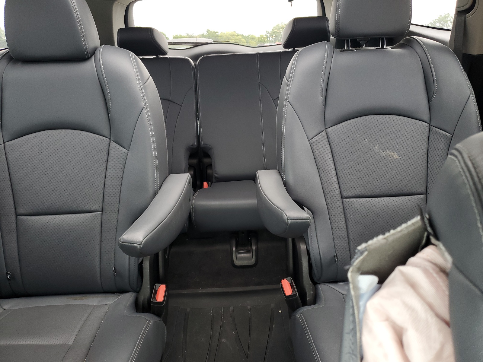 5GAEVAKWXKJ311366 2019 Buick Enclave Essence