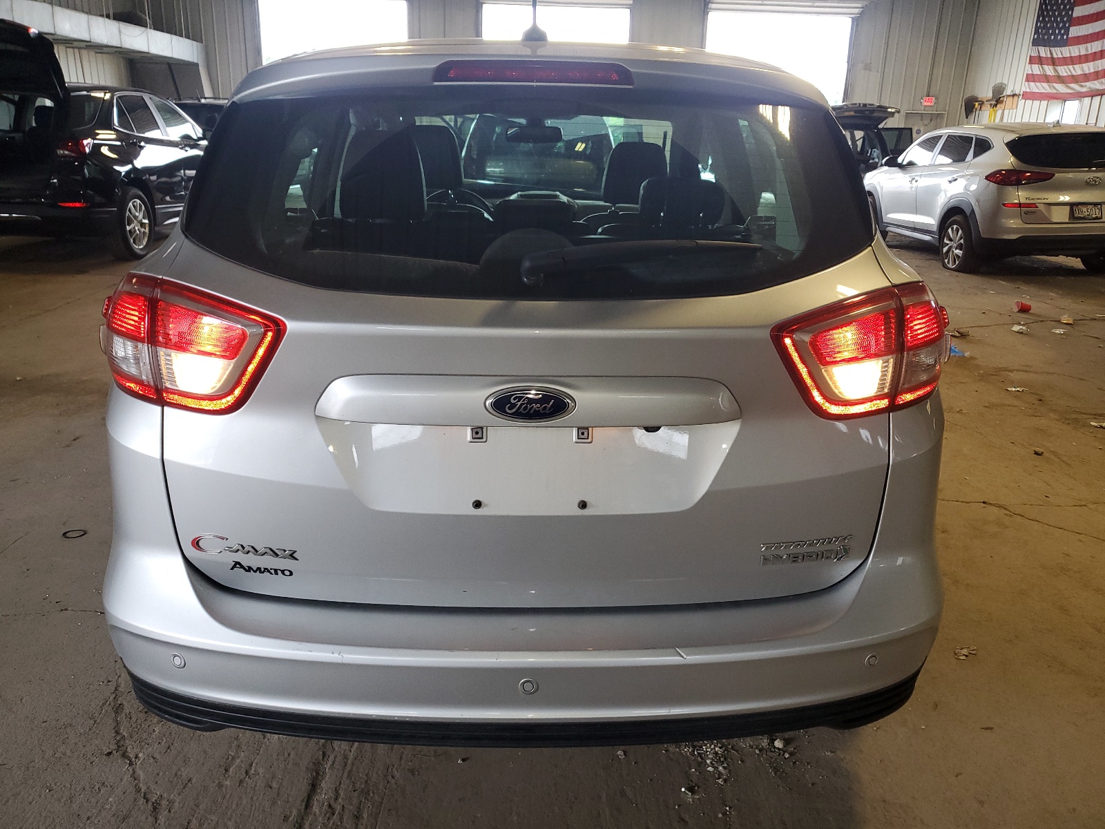 1FADP5DU2HL103458 2017 Ford C-Max Titanium