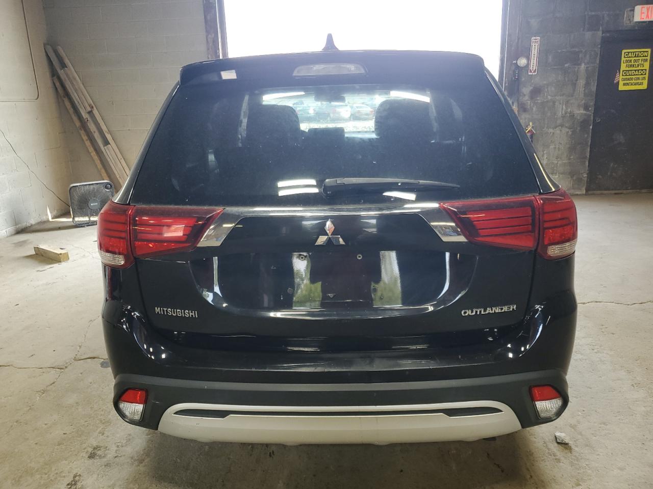 2019 Mitsubishi Outlander Es VIN: JA4AD2A31KZ003382 Lot: 64601834