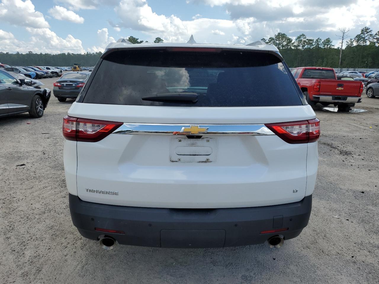 2018 Chevrolet Traverse Lt VIN: 1GNERHKW0JJ117219 Lot: 63525154