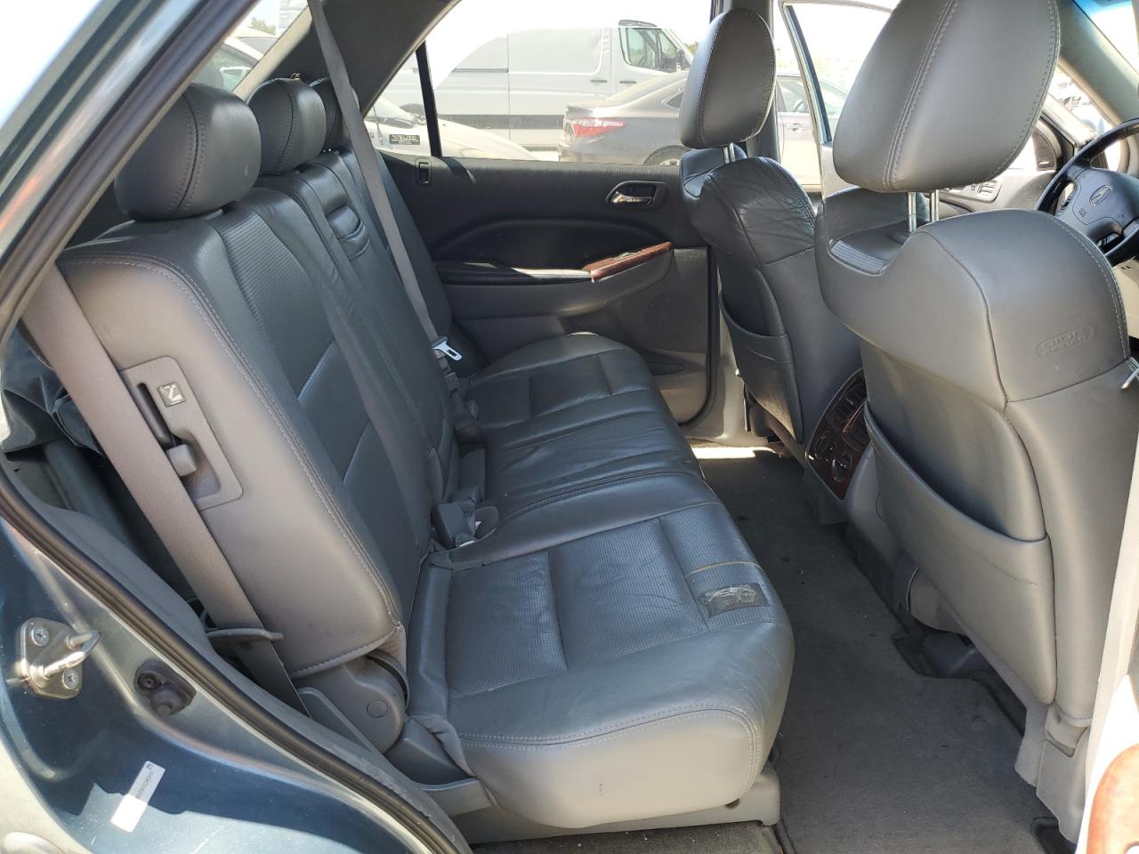 2005 Acura Mdx Touring VIN: 2HNYD18815H534001 Lot: 65281614