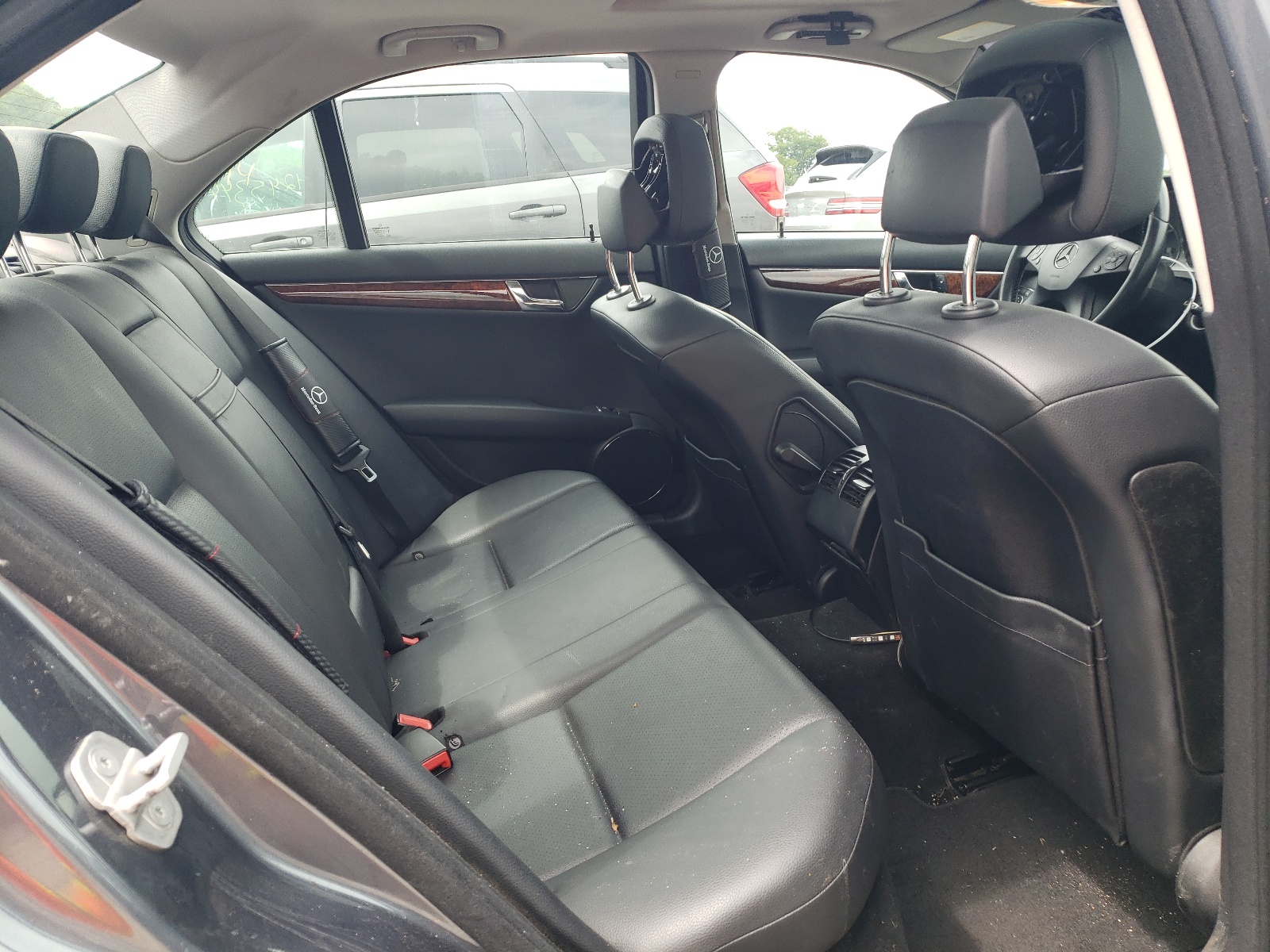 WDDGF8BB2BR165806 2011 Mercedes-Benz C 300 4Matic