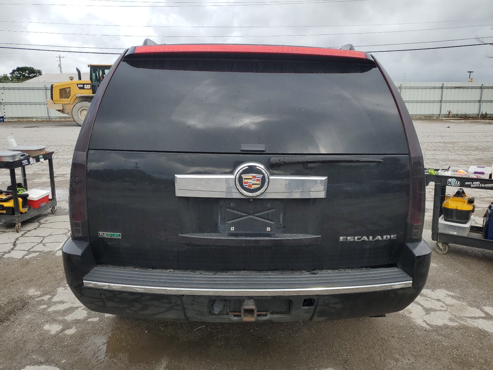 1GYS4AEF1BR323658 2011 Cadillac Escalade