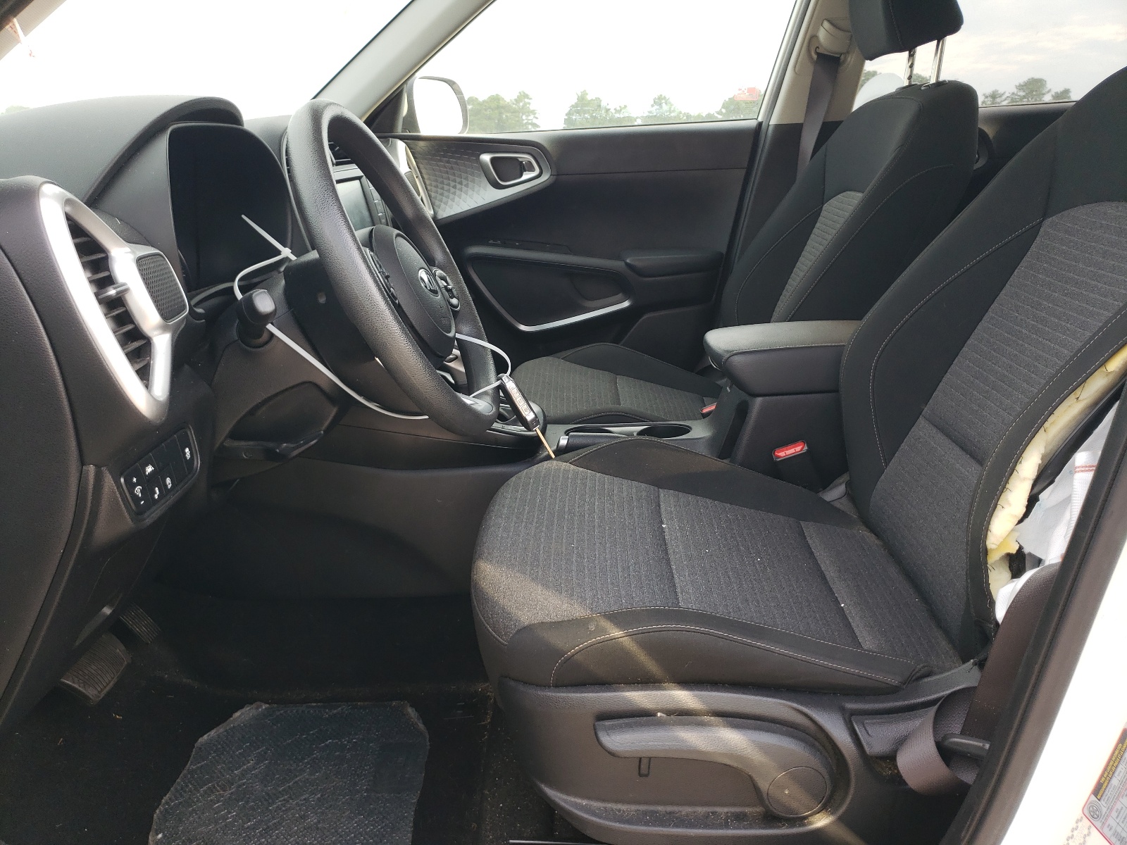 KNDJ23AU0L7722095 2020 Kia Soul Lx