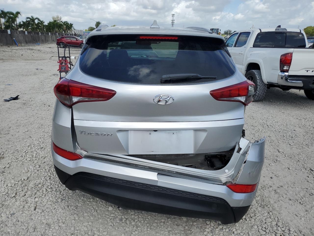 2018 Hyundai Tucson Sel VIN: KM8J33A43JU609037 Lot: 62903554