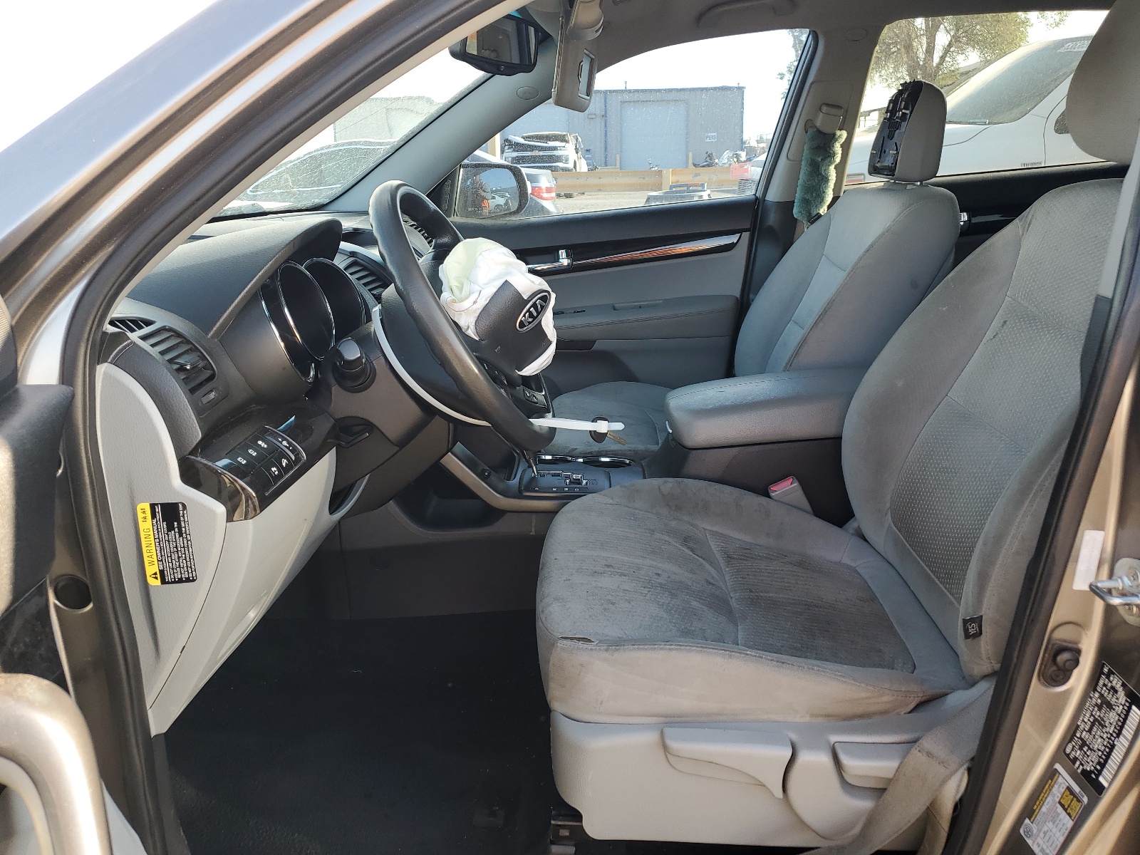 5XYKT3A65CG300961 2012 Kia Sorento Base