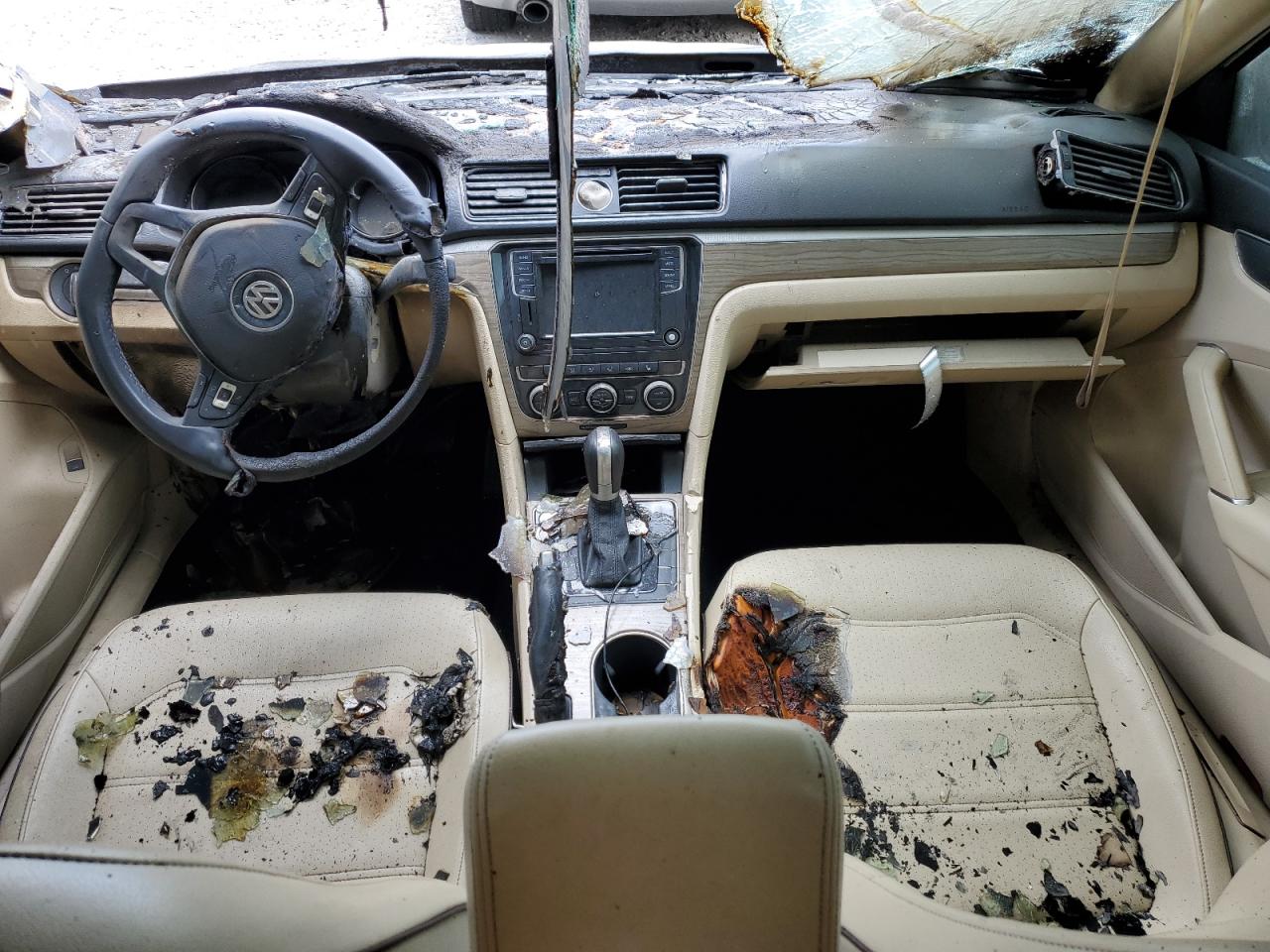 2017 Volkswagen Passat Se VIN: 1VWBT7A32HC028486 Lot: 61090234