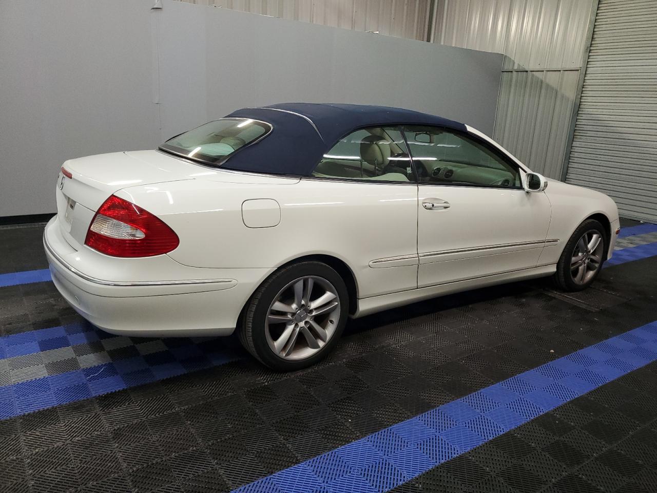 2007 Mercedes-Benz Clk 350 VIN: WDBTK56F07T083565 Lot: 65652414