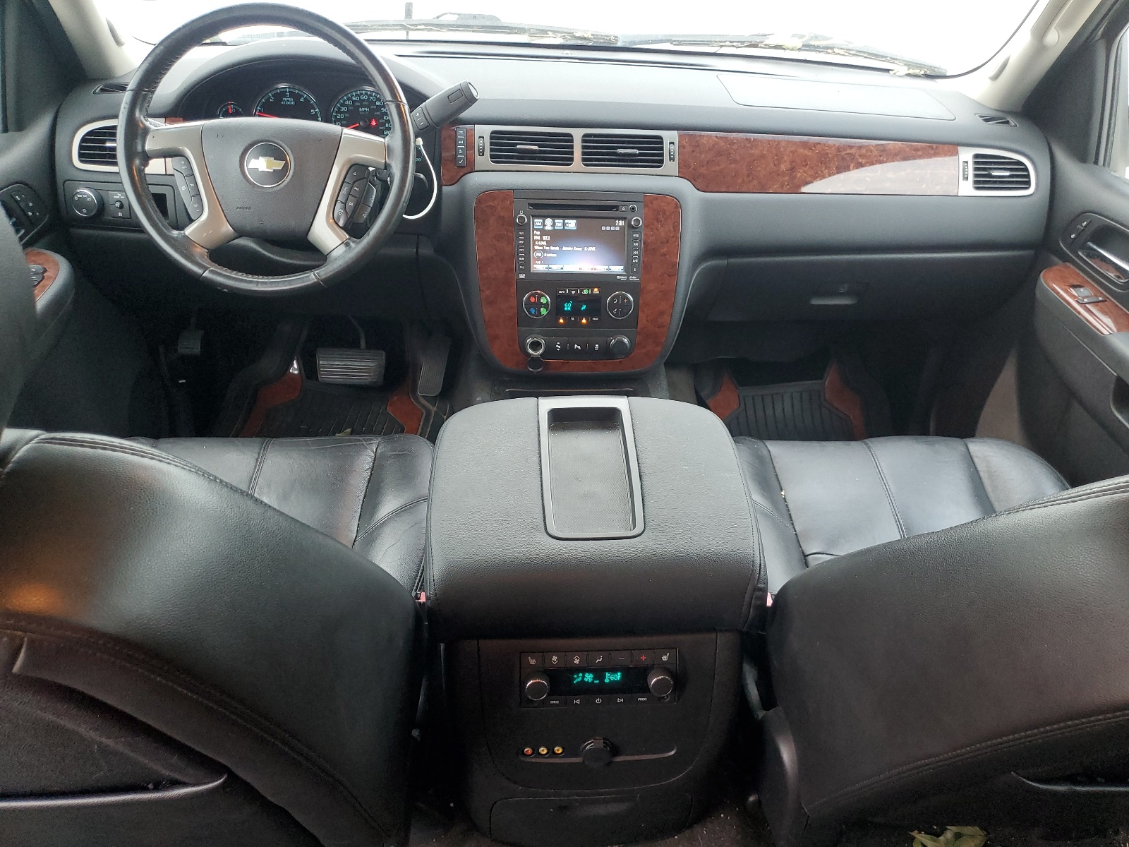 1GNSCJE07DR190774 2013 Chevrolet Suburban C1500 Lt