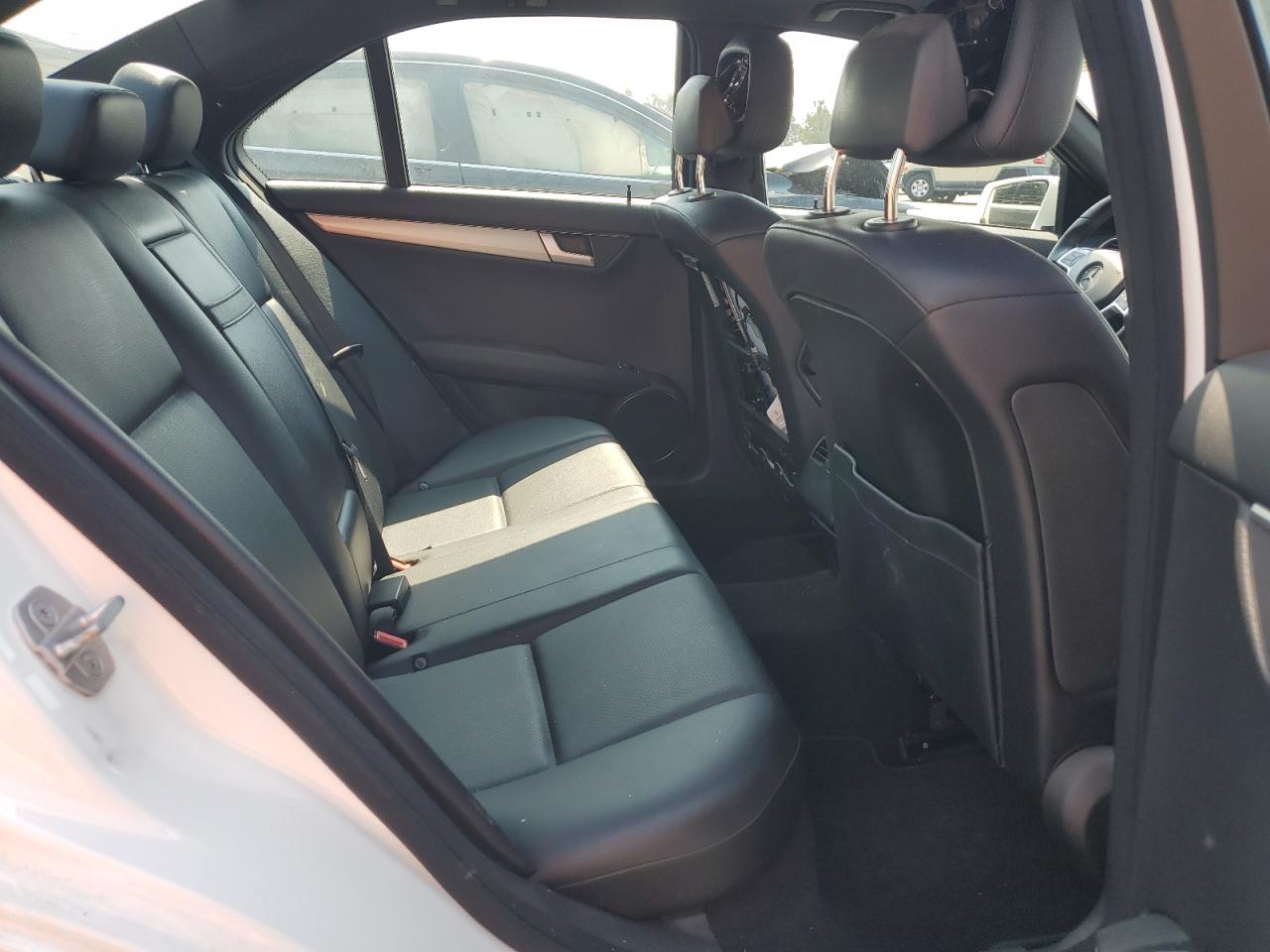 2013 Mercedes-Benz C 250 VIN: WDDGF4HB1DR270596 Lot: 62151224