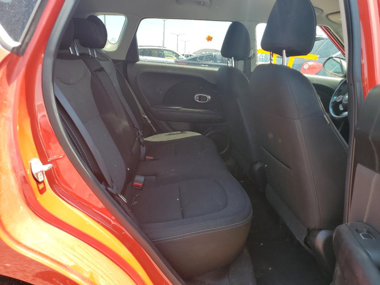 2018 Kia Soul + VIN: KNDJP3A50J7577843 Lot: 64400674