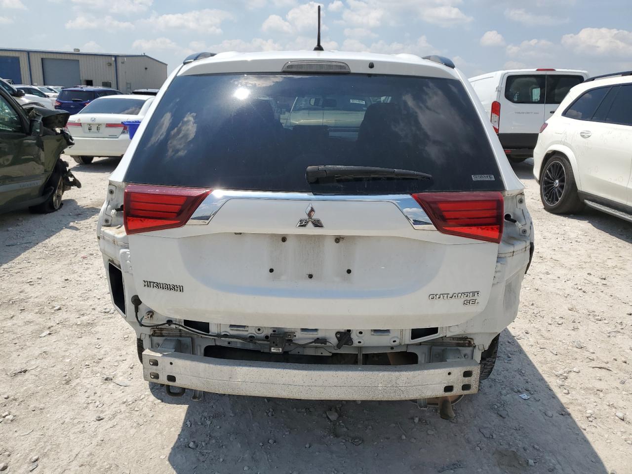 VIN JA4AZ3A31GZ052807 2016 MITSUBISHI OUTLANDER no.6