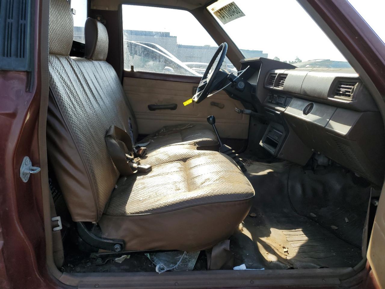 1986 Toyota Pickup 1/2 Ton Rn50 VIN: JT4RN50R5G0155061 Lot: 63460774