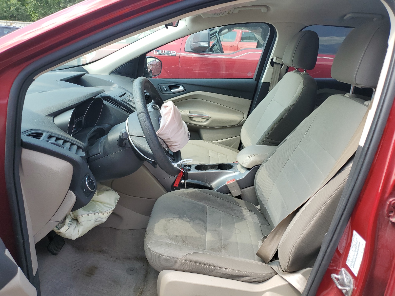 1FMCU9G98GUA50721 2016 Ford Escape Se