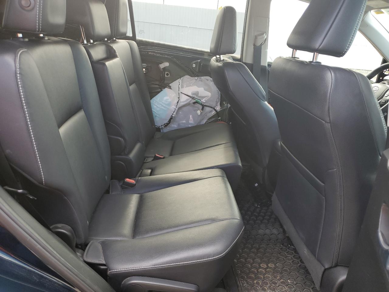 2017 Toyota Rav4 Limited VIN: 2T3DFREVXHW611864 Lot: 65021624