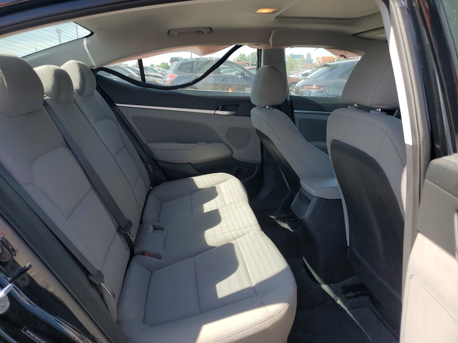 5NPD84LF9KH453198 2019 Hyundai Elantra Sel