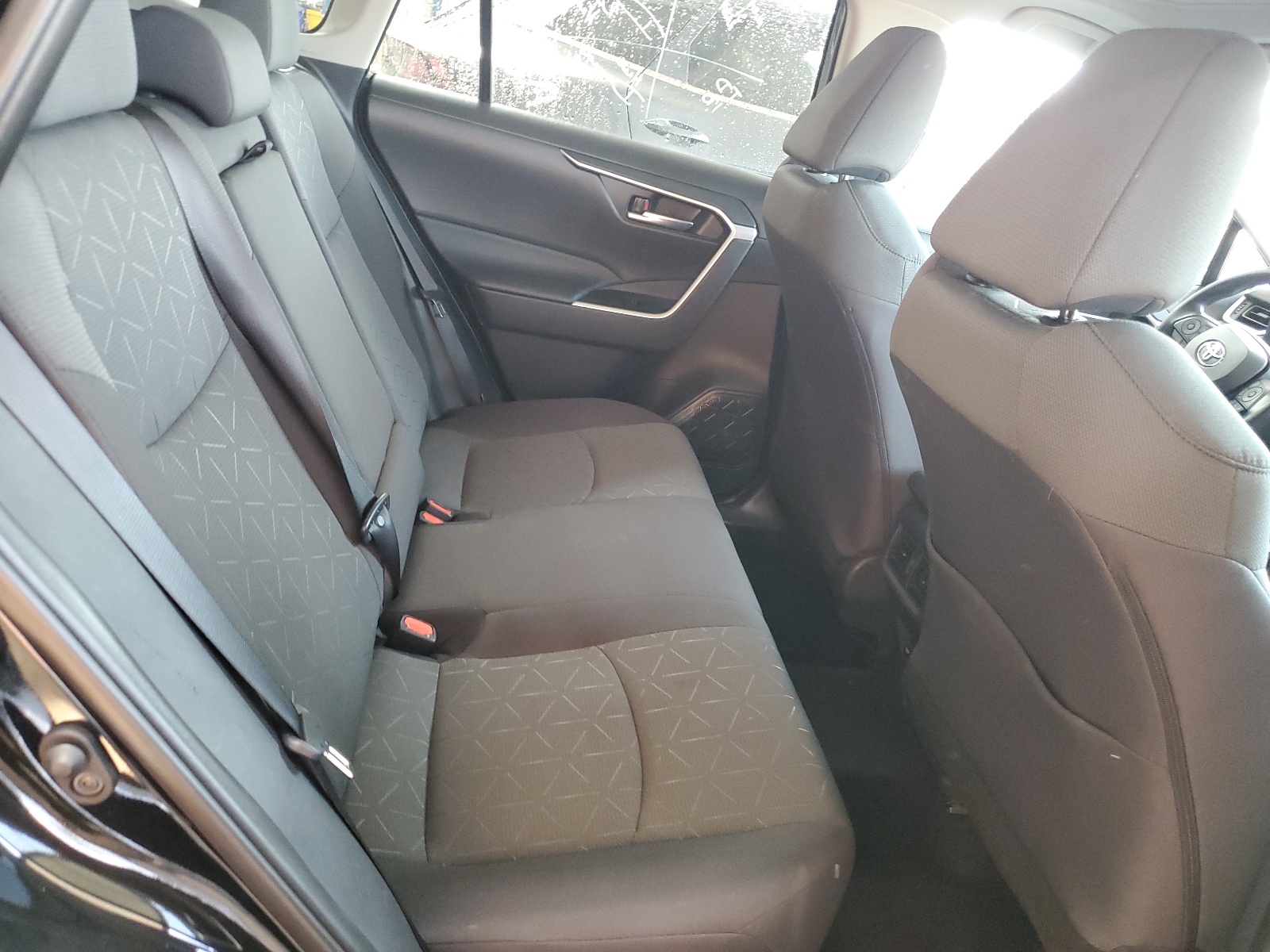 2T3W1RFV0RC267843 2024 Toyota Rav4 Xle