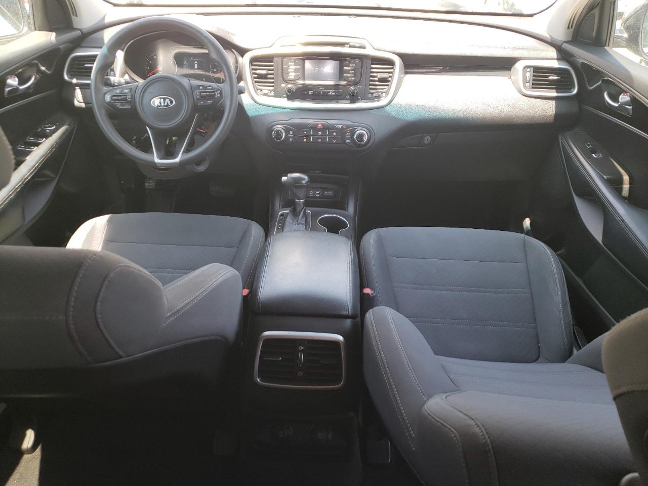 5XYPGDA58HG309457 2017 Kia Sorento Lx